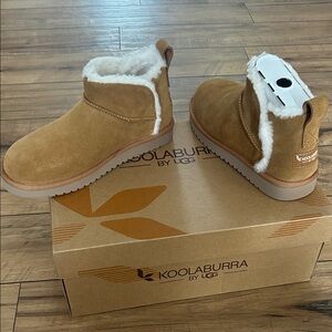 UGG Koolaburra Brown Boots with White Lining
